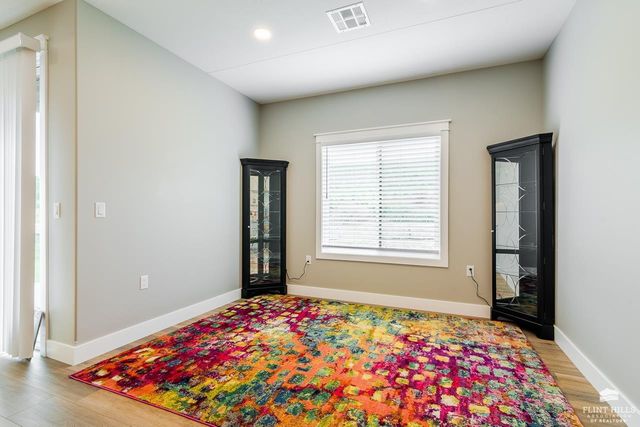 3705 Ames Circle, Manhattan, KS 66502