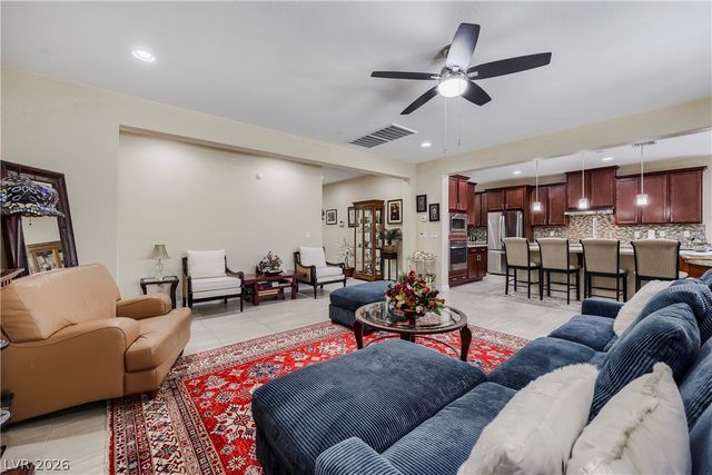 1017 CLAYSTONE RIDGE Avenue, North Las Vegas, NV 89084