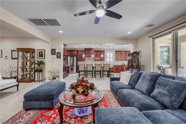 1017 CLAYSTONE RIDGE Avenue, North Las Vegas, NV 89084