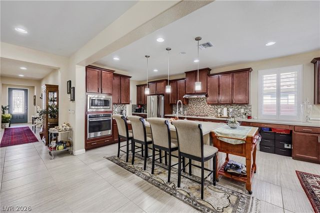 1017 CLAYSTONE RIDGE Avenue, North Las Vegas, NV 89084