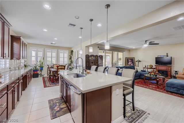 1017 CLAYSTONE RIDGE Avenue, North Las Vegas, NV 89084