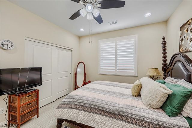 1017 CLAYSTONE RIDGE Avenue, North Las Vegas, NV 89084