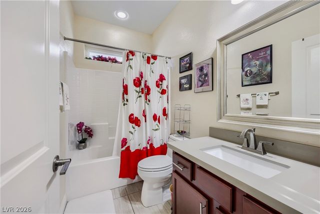 1017 CLAYSTONE RIDGE Avenue, North Las Vegas, NV 89084