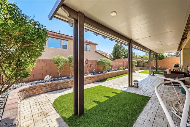1017 CLAYSTONE RIDGE Avenue, North Las Vegas, NV 89084