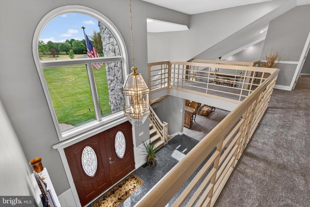 6 LA RUE LN, Medford, NJ 08055