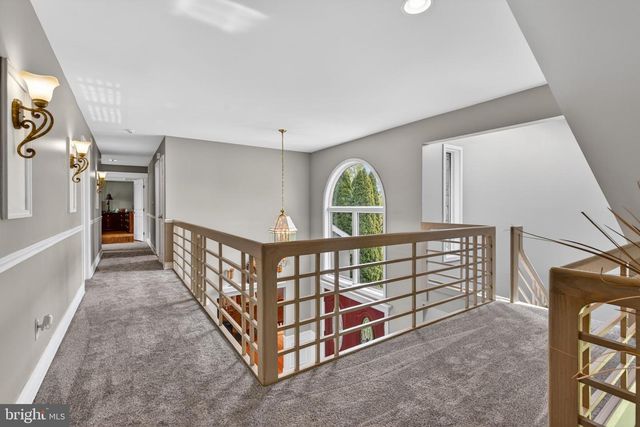 6 LA RUE LN, Medford, NJ 08055