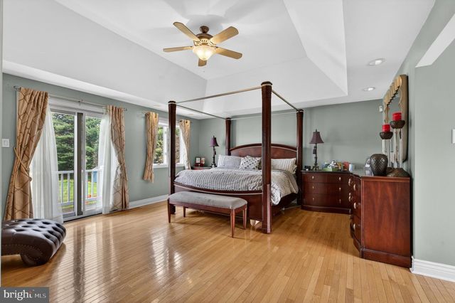 6 LA RUE LN, Medford, NJ 08055