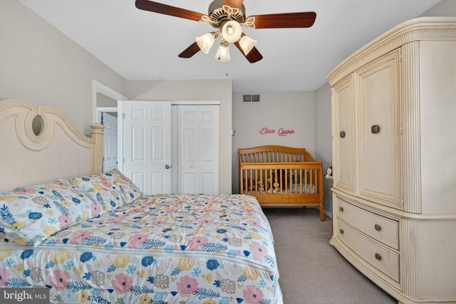 6 LA RUE LN, Medford, NJ 08055