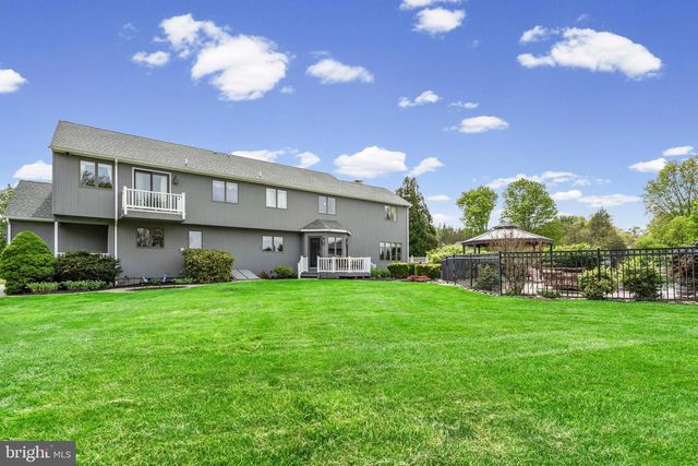 6 LA RUE LN, Medford, NJ 08055