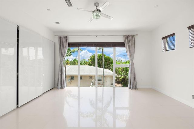 622 NE 10th Avenue, Fort Lauderdale, FL 33304