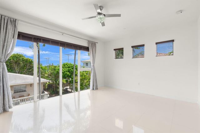 622 NE 10th Avenue, Fort Lauderdale, FL 33304
