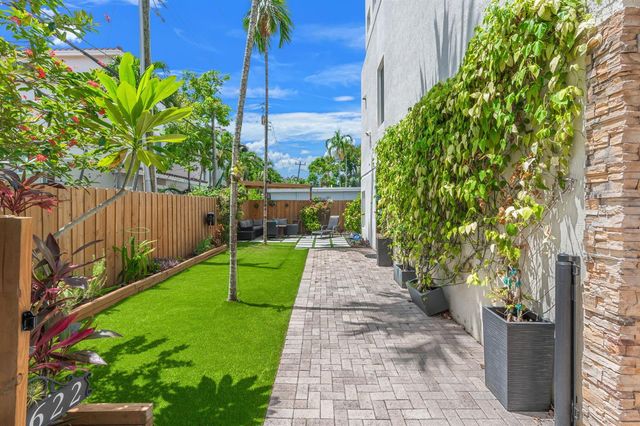622 NE 10th Avenue, Fort Lauderdale, FL 33304