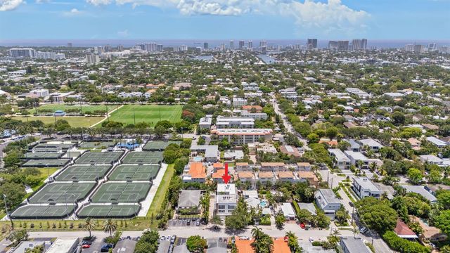 622 NE 10th Avenue, Fort Lauderdale, FL 33304
