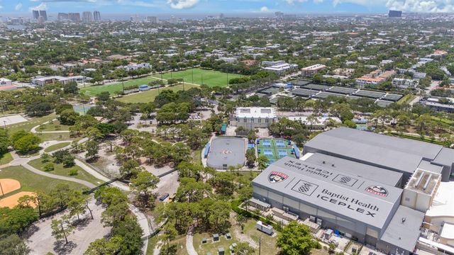 622 NE 10th Avenue, Fort Lauderdale, FL 33304