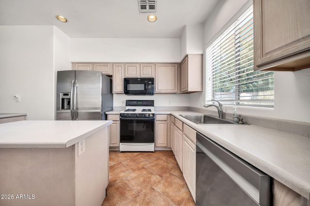 20276 N 64TH Avenue, Glendale, AZ 85308