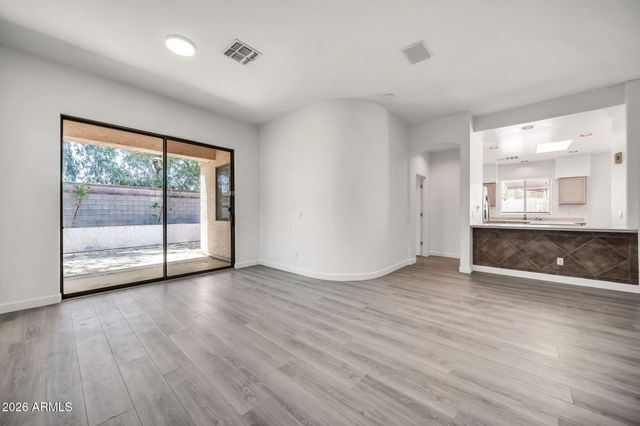20276 N 64TH Avenue, Glendale, AZ 85308