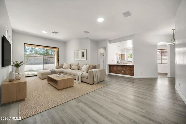 20276 N 64TH Avenue, Glendale, AZ 85308
