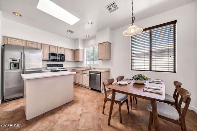 20276 N 64TH Avenue, Glendale, AZ 85308