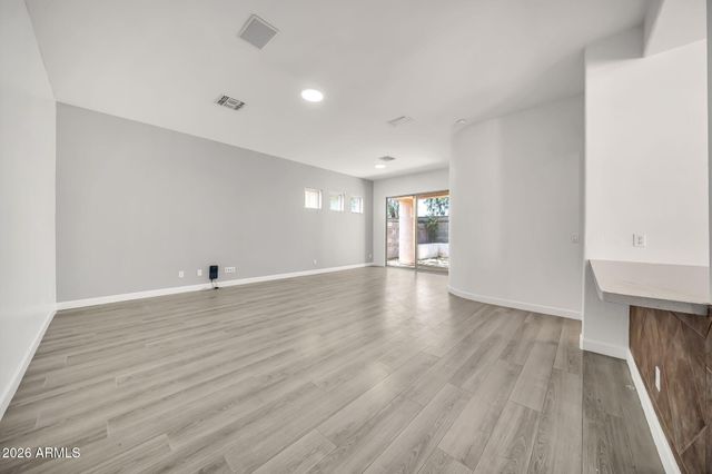 20276 N 64TH Avenue, Glendale, AZ 85308