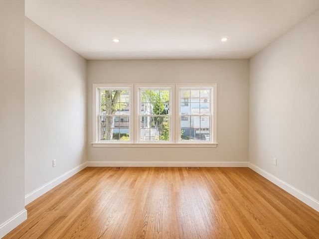31 Westmore Road 31, Boston, MA 02126