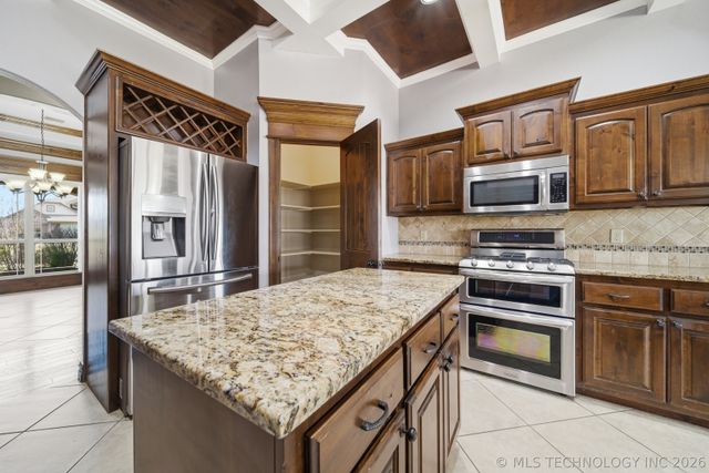 8922 N 143rd East Avenue, Owasso, OK 74055