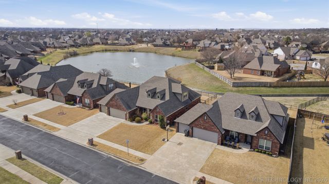 8922 N 143rd East Avenue, Owasso, OK 74055