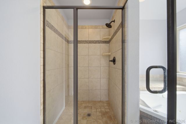 8922 N 143rd East Avenue, Owasso, OK 74055