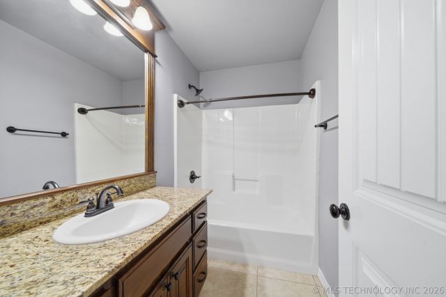 8922 N 143rd East Avenue, Owasso, OK 74055