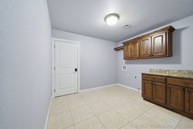 8922 N 143rd East Avenue, Owasso, OK 74055