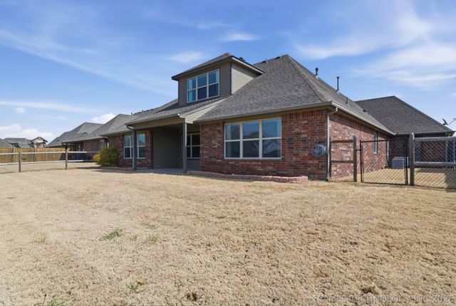 8922 N 143rd East Avenue, Owasso, OK 74055