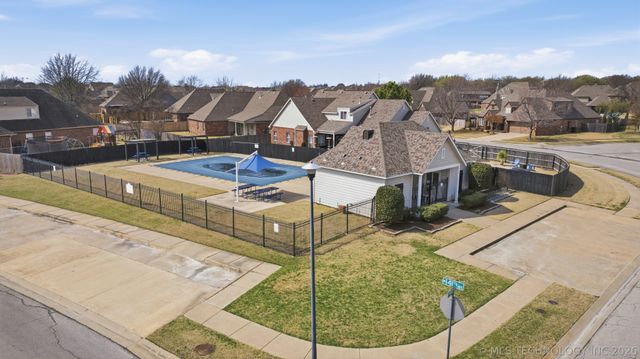 8922 N 143rd East Avenue, Owasso, OK 74055