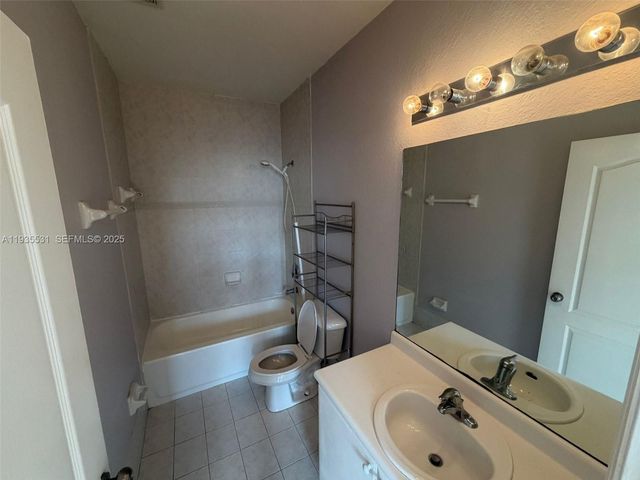 1543 SE 25th St 204, Homestead, FL 33035