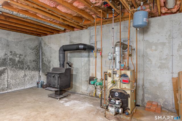 76 Mahoney Road, Colchester, CT 06415