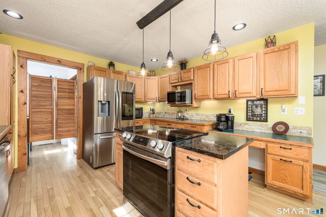 76 Mahoney Road, Colchester, CT 06415