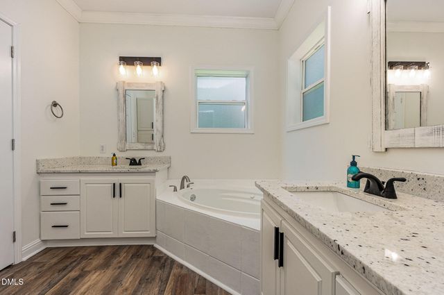 6086 Dunes Drive, Sanford, NC 27332