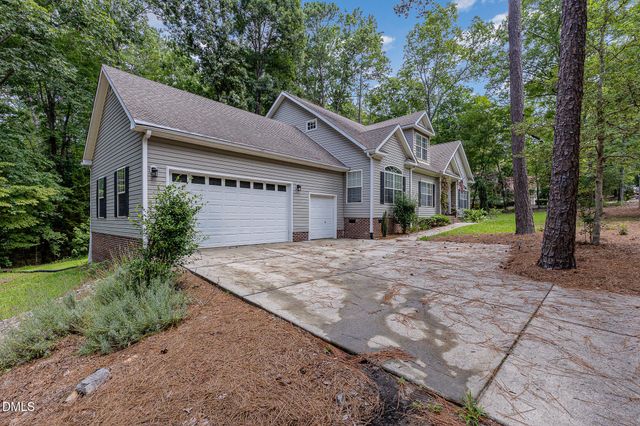 6086 Dunes Drive, Sanford, NC 27332