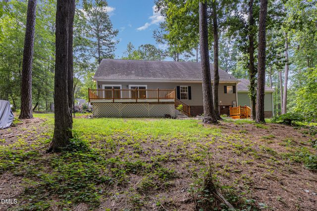 6086 Dunes Drive, Sanford, NC 27332