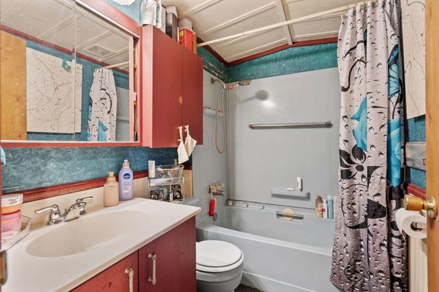 815 333rd Avenue NE, Cambridge, MN 55008