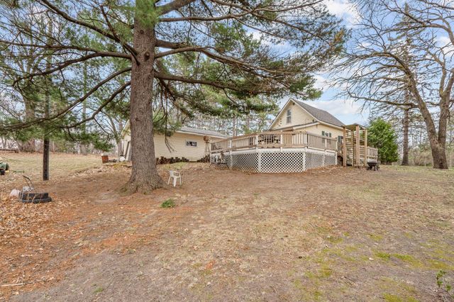 815 333rd Avenue NE, Cambridge, MN 55008