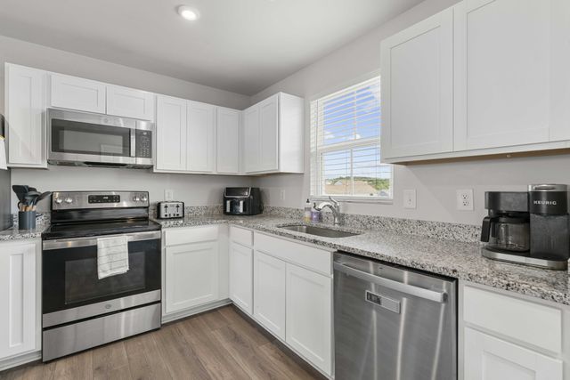 3305 Thorpe Rd, Nashville, TN 37207