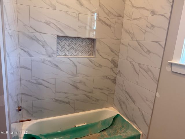 2195 Breanna Lane, Hernando, MS 38632