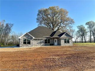 113 Rock Creek Drive, Wister, OK 74966