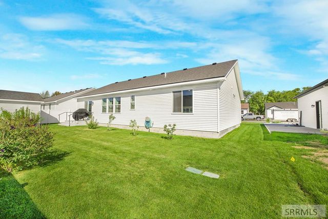 1334 Harris Loop, Blackfoot, ID 83221