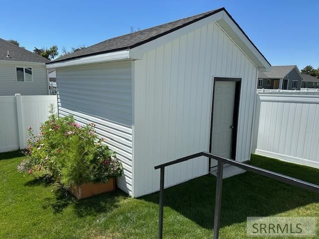 1334 Harris Loop, Blackfoot, ID 83221