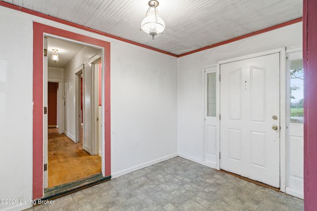 5678 Taylorsville Rd, Finchville, KY 40022