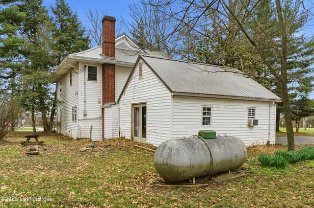 5678 Taylorsville Rd, Finchville, KY 40022