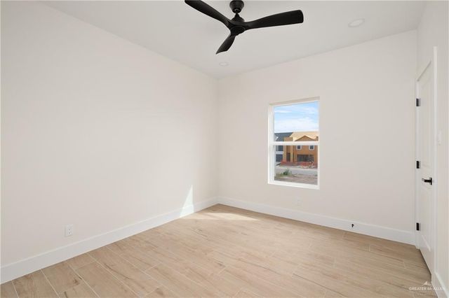 3521 S K Center Street, Mcallen, TX 78503