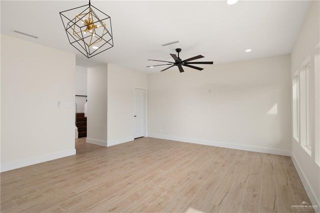 3521 S K Center Street, Mcallen, TX 78503