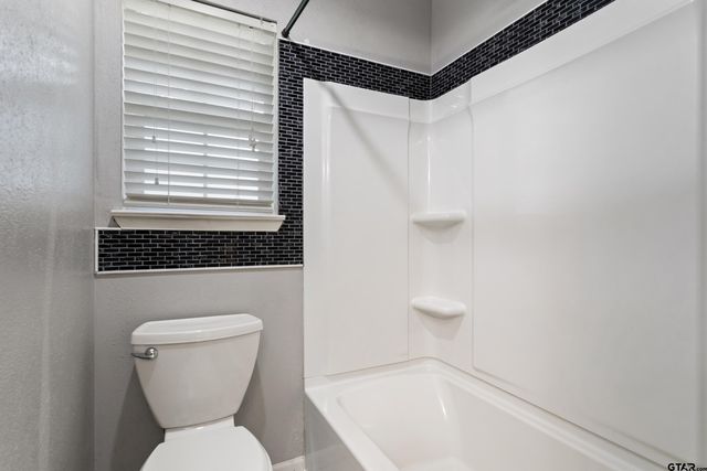1108 Angie Street, Whitehouse, TX 75791