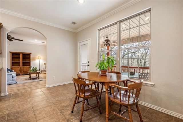 21 Kendal Drive, Bella Vista, AR 72714